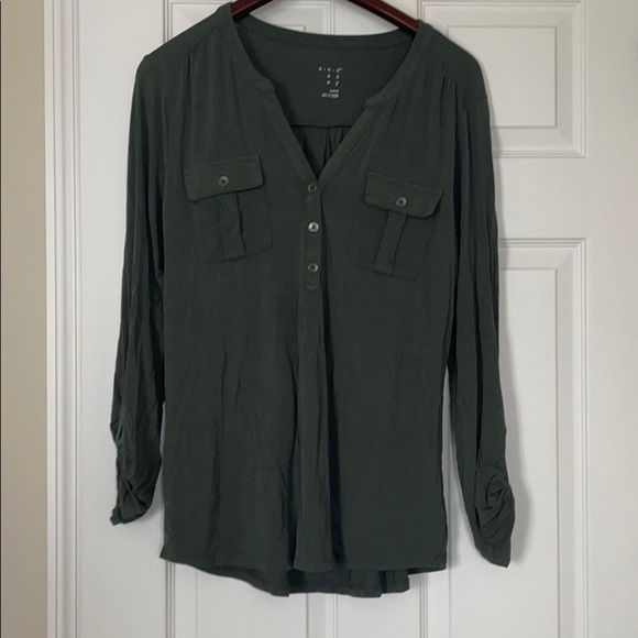 Long sleeve shirt - Picture 1 of 2